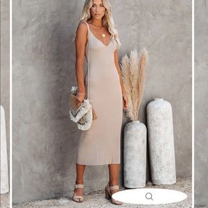 ✨VICI RIBBED KNIT MIDI DRESS